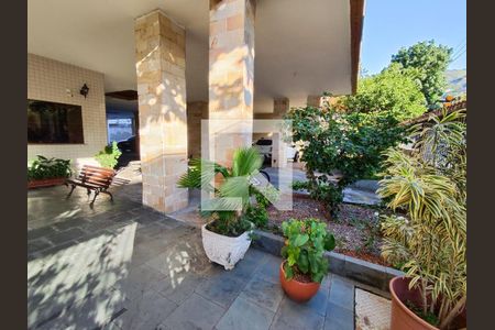 Apartamento à venda com 66m², 2 quartos e 1 vagaÁrea comum