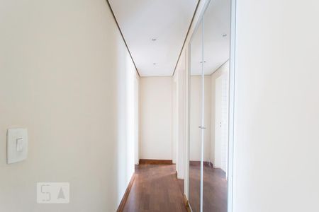 Apartamento para alugar com 270m², 3 quartos e 4 vagasCorredor