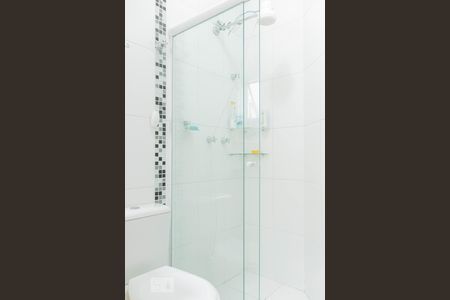 Casa à venda com 100m², 3 quartos e 2 vagasBanheiro