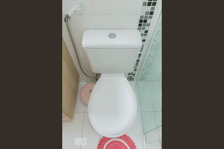 Casa à venda com 100m², 3 quartos e 2 vagasBanheiro