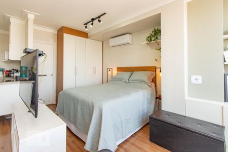 Suite - Sala  de kitnet/studio para alugar com 1 quarto, 35m² em Real Parque, São Paulo