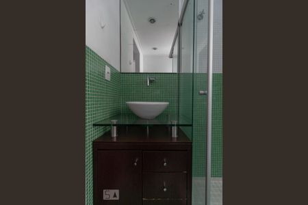 Apartamento para alugar com 55m², 2 quartos e 1 vaga Apartamento para alugar com 55m², 2 quartos e 1 vagaBanheiro