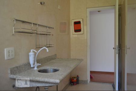 Apartamento à venda com 55m², 2 quartos e 1 vagaCozinha e Área de Serviço