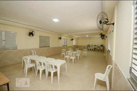 Apartamento à venda com 60m², 3 quartos e 1 vagaÁrea comum - Salão de festas