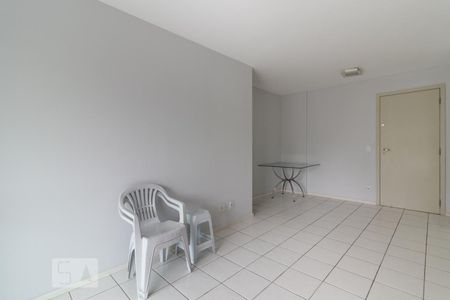Sala de apartamento para alugar com 2 quartos, 70m² em Recreio dos Bandeirantes, Rio de Janeiro