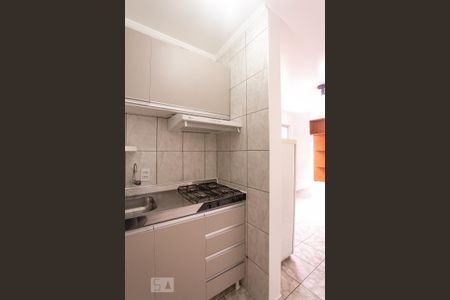 Cozinha de apartamento para alugar com 1 quarto, 29m² em Cidade Baixa, Porto Alegre