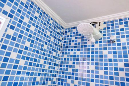 Casa à venda com 60m², 2 quartos e sem vagaChuveiro