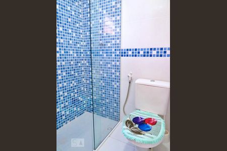 Casa à venda com 60m², 2 quartos e sem vagaBanheiro da Suíte