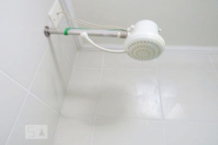 Casa à venda com 60m², 2 quartos e sem vagaChuveiro