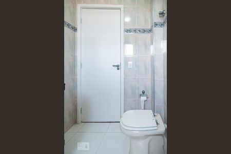 Apartamento à venda com 65m², 2 quartos e 1 vagaBanheiro Social