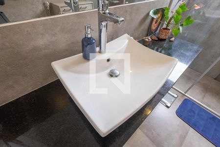 Apartamento à venda com 115m², 3 quartos e 1 vagaSuíte - Banheiro