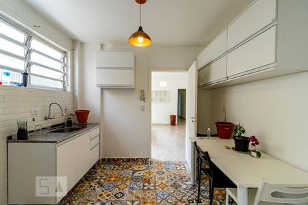 Apartamento à venda com 78m², 2 quartos e 1 vagaCozinha