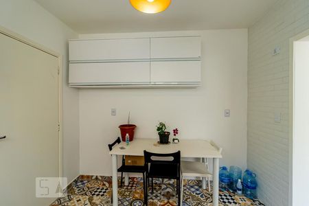 Apartamento à venda com 78m², 2 quartos e 1 vagaCozinha
