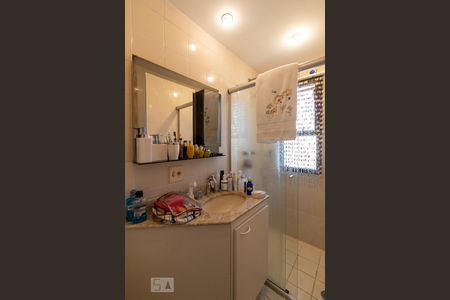 Apartamento à venda com 100m², 3 quartos e 2 vagasBanheiro da Suíte