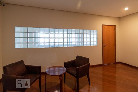 Apartamento à venda com 100m², 3 quartos e 2 vagasHall