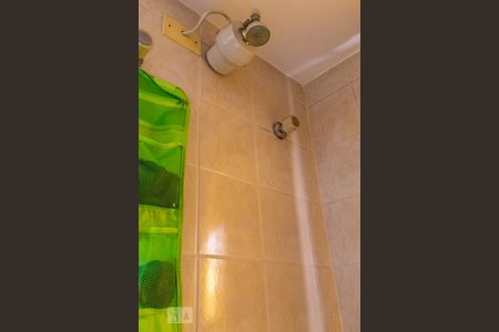 Apartamento à venda com 100m², 3 quartos e 2 vagasChuveiro