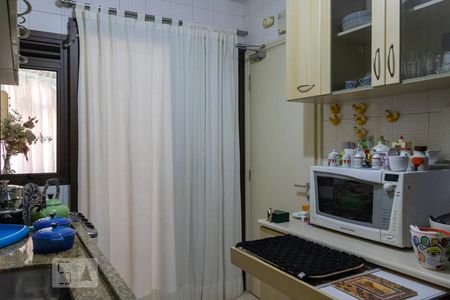 Apartamento à venda com 100m², 3 quartos e 2 vagasCozinha