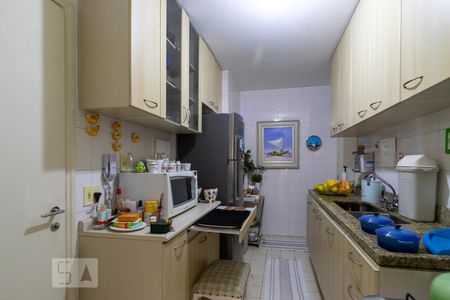 Apartamento à venda com 100m², 3 quartos e 2 vagasCozinha