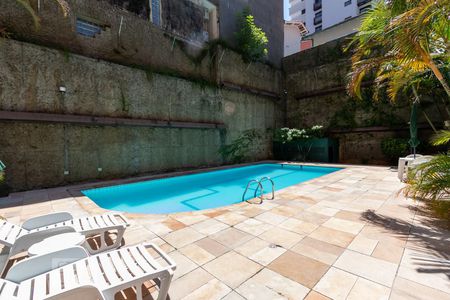 Apartamento à venda com 100m², 3 quartos e 2 vagasÁrea comum - Piscina