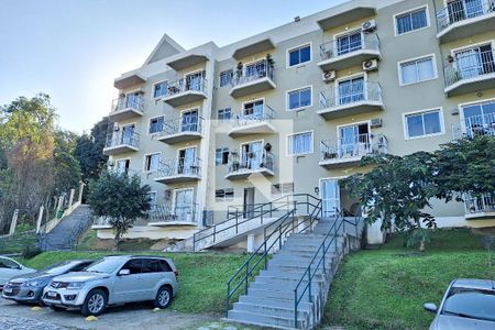 Apartamento à venda com 76m², 2 quartos e 1 vagaFachada e portaria