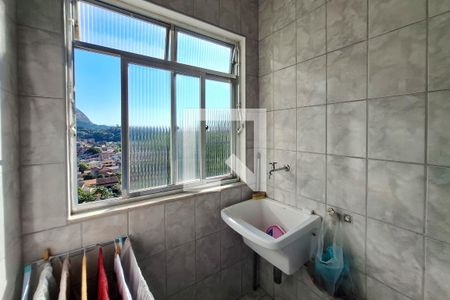 Apartamento à venda com 76m², 2 quartos e 1 vagaÁrea de Serviço