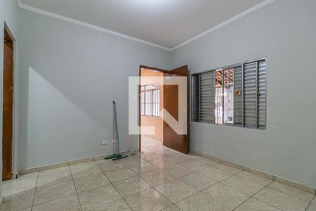 Casa à venda com 190m², 2 quartos e 2 vagasSuite