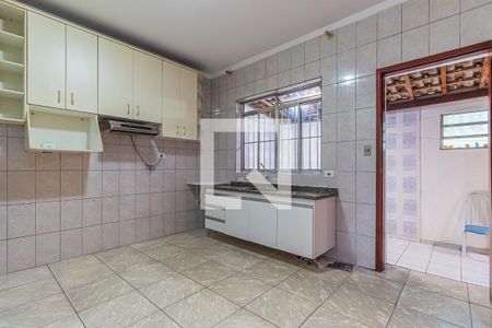 Casa à venda com 190m², 2 quartos e 2 vagasCozinha