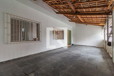 Casa à venda com 190m², 2 quartos e 2 vagasGaragem