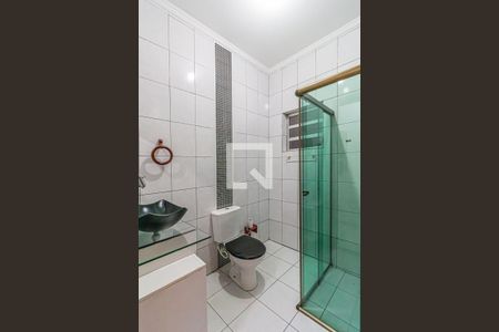 Casa à venda com 190m², 2 quartos e 2 vagasBanheiro