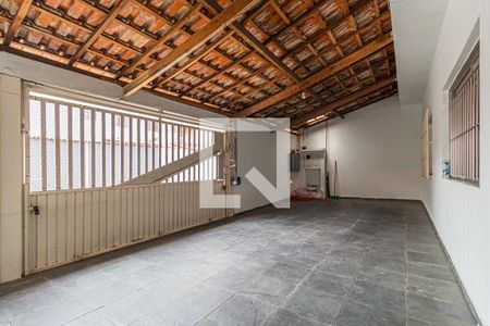 Casa à venda com 190m², 2 quartos e 2 vagasGaragem