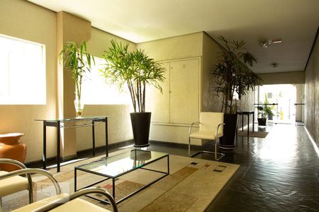 Apartamento à venda com 80m², 2 quartos e 1 vagaHall de entrada