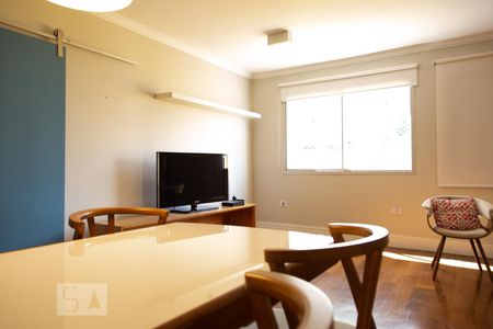 Sala de apartamento à venda com 2 quartos, 80m² em Indianópolis, São Paulo
