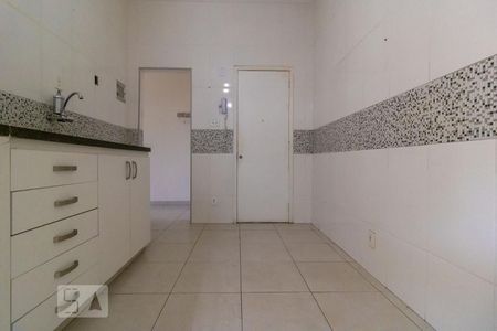 Apartamento à venda com 70m², 2 quartos e sem vagaCozinha