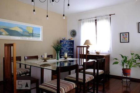 Sala de casa à venda com 3 quartos, 500m² em Freguesia de Jacarepaguá, Rio de Janeiro