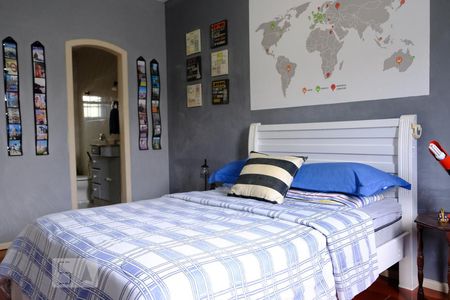 Casa à venda com 500m², 3 quartos e 2 vagasSuíte primeiro andar