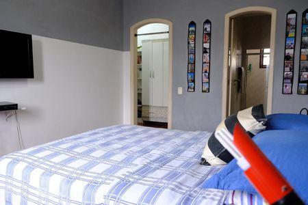 Casa à venda com 500m², 3 quartos e 2 vagasSuíte primeiro andar