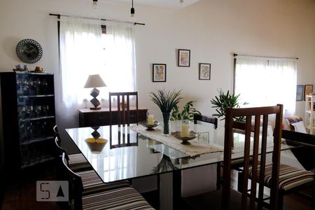 Sala de casa à venda com 3 quartos, 500m² em Freguesia de Jacarepaguá, Rio de Janeiro