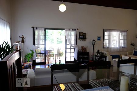 Sala de casa à venda com 3 quartos, 500m² em Freguesia de Jacarepaguá, Rio de Janeiro