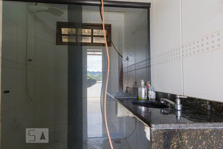 Casa à venda com 240m², 3 quartos e 3 vagas Casa à venda com 240m², 3 quartos e 3 vagasBanheiro da Suíte 2