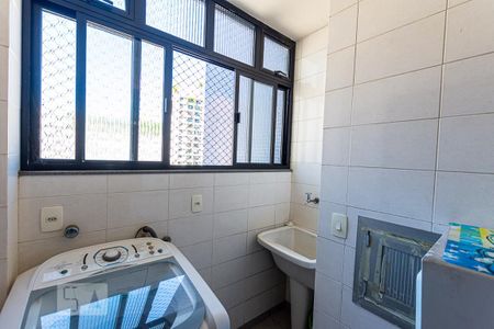 Apartamento à venda com 120m², 3 quartos e 1 vagaÁrea de Serviço