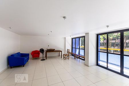 Apartamento à venda com 120m², 3 quartos e 1 vagaÁrea comum - Salão de festas