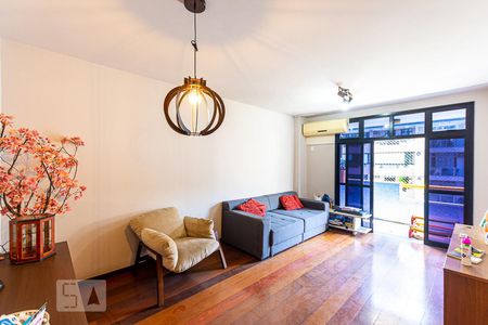 Apartamento à venda com 120m², 3 quartos e 1 vagaSala