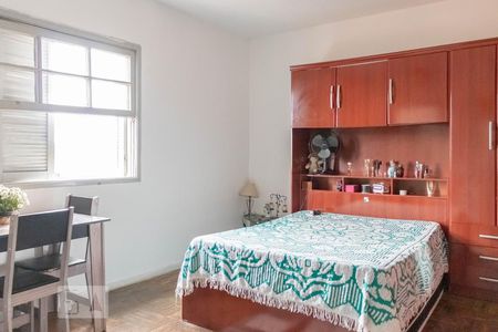 Casa à venda com 220m², 3 quartos e 3 vagasQuarto 2