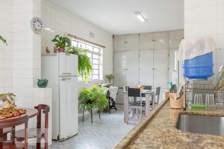 Casa à venda com 220m², 3 quartos e 3 vagasCozinha