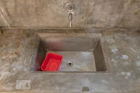 Casa à venda com 220m², 3 quartos e 3 vagasChurrasqueira