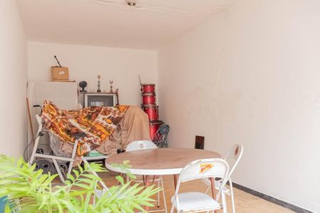 Casa à venda com 220m², 3 quartos e 3 vagasGaragem
