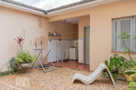 Casa à venda com 220m², 3 quartos e 3 vagasLavanderia