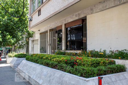 Apartamento à venda com 40m², 1 quarto e sem vaga Apartamento à venda com 40m², 1 quarto e sem vagaFachada