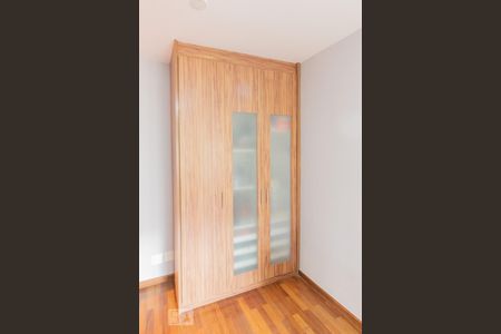 Casa à venda com 226m², 3 quartos e 2 vagasDetalhe Armário