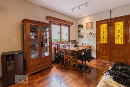 Sala de casa à venda com 3 quartos, 226m² em Parque Colonial, São Paulo
